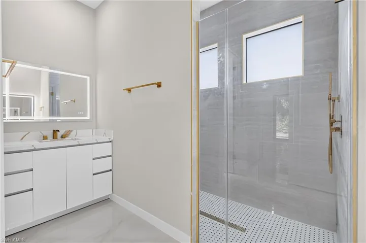 2027 18th Ave Ne, Naples, Florida 34120