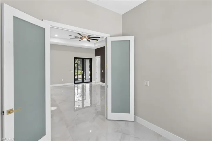2027 18th Ave Ne, Naples, Florida 34120