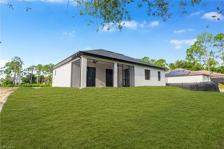 2027 18th Ave Ne, Naples, Florida 34120