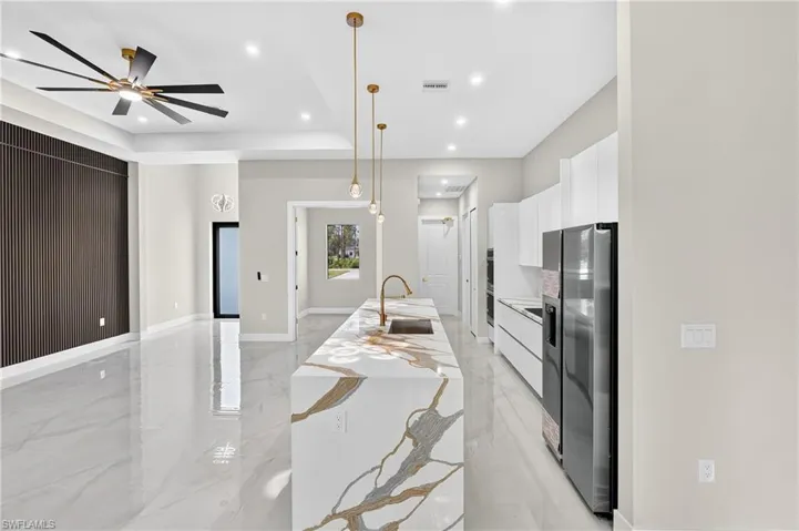 2027 18th Ave Ne, Naples, Florida 34120