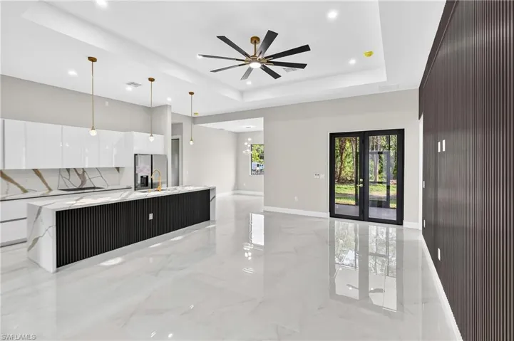 2027 18th Ave Ne, Naples, Florida 34120