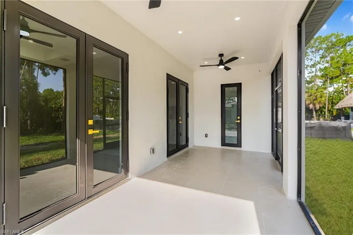 2027 18th Ave Ne, Naples, Florida 34120