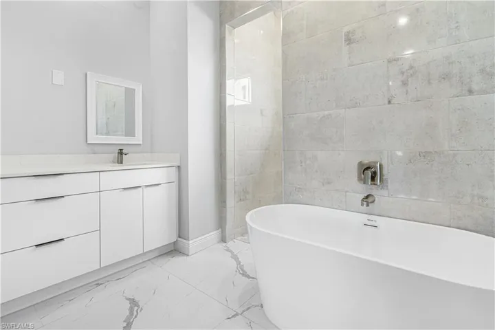Luxury Master Bathroom