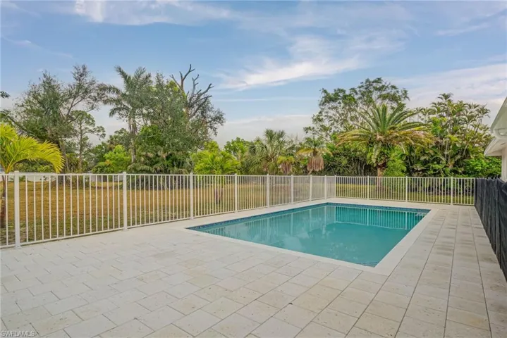 3760 Liberty Sq, Fort Myers Fl 33908