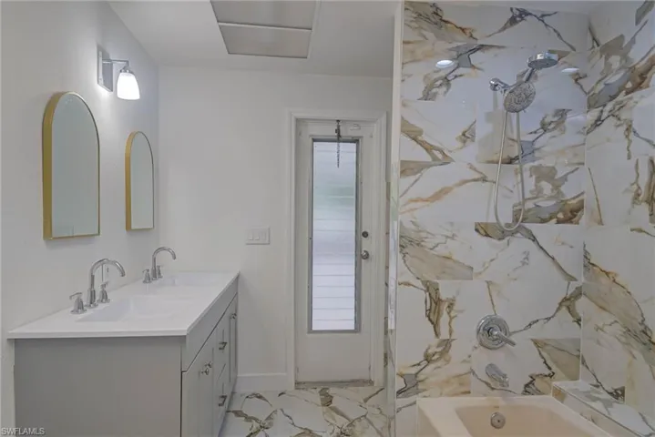 3760 Liberty Sq, Fort Myers Fl 33908