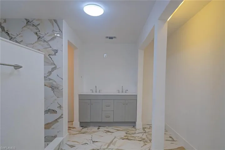 3760 Liberty Sq, Fort Myers Fl 33908
