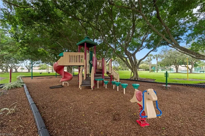 14621 Glen Cove Dr 1502, Fort Myers, Florida 33919
