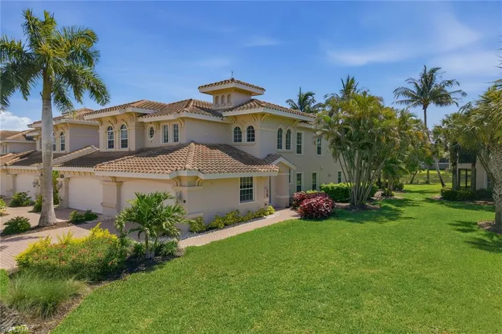 3176  Serena  LN, Naples, FL 34114