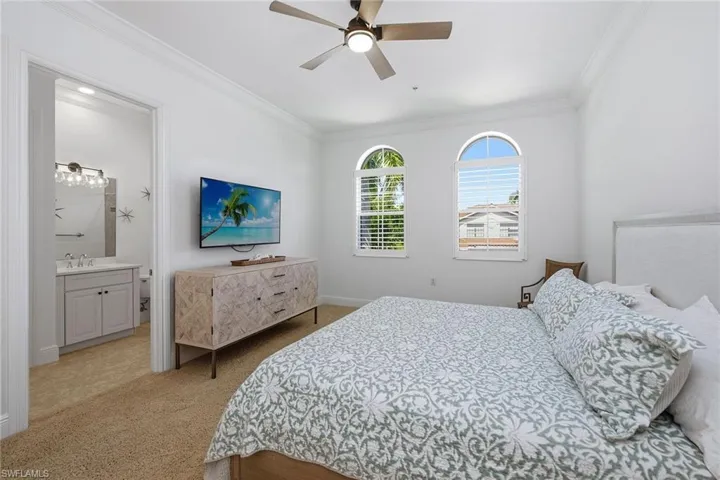 3176  Serena  LN, Naples, FL 34114