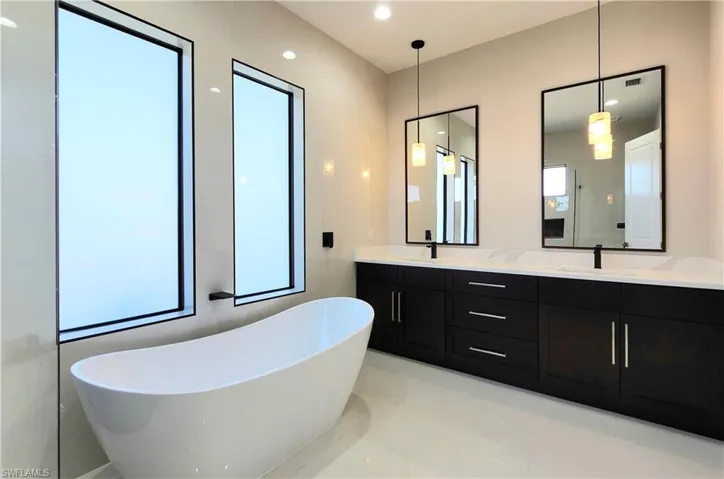 626 NW 36  PL, Cape Coral, FL 33993
