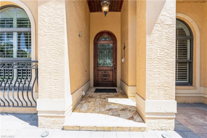 View of property entrance