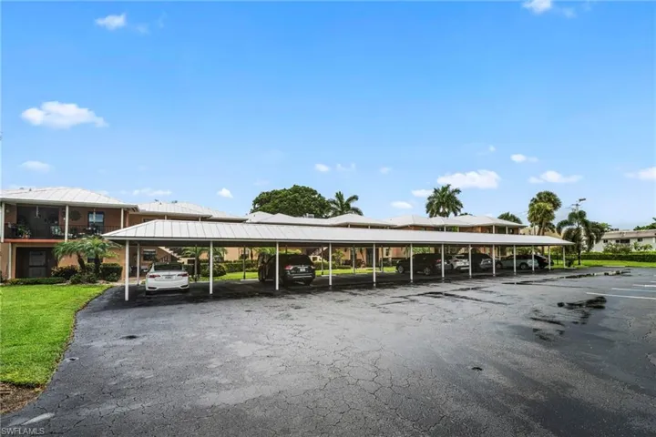 195 Cypress Way E 8, Naples, Florida 34110
