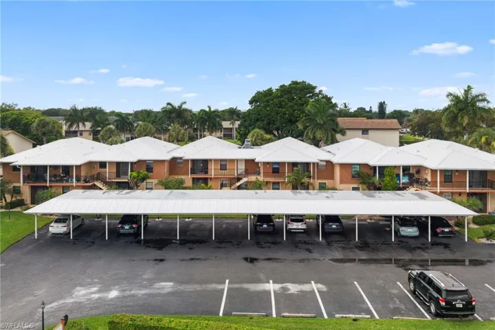 195 Cypress Way E 8, Naples, Florida 34110