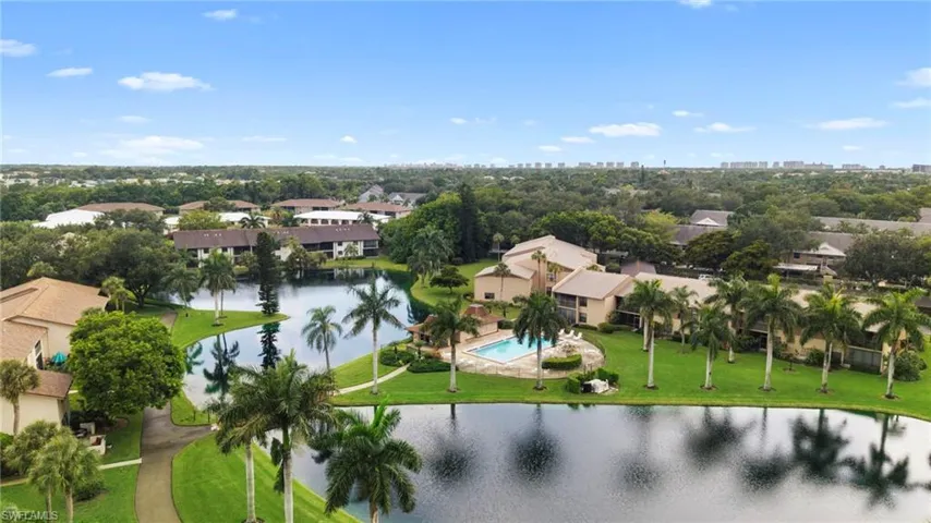 195 Cypress Way E 8, Naples, Florida 34110