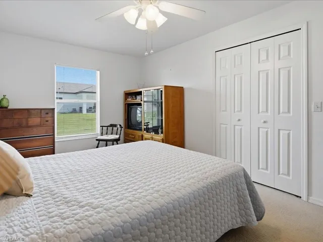 203 24th Ter, Cape Coral, Florida 33909