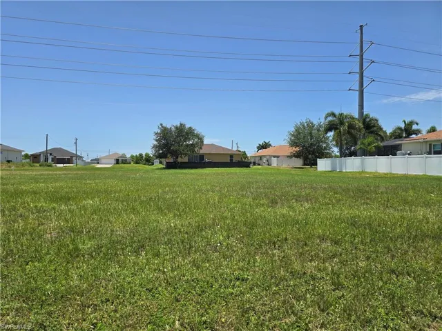 26 24th Ave, Cape Coral, Florida 33993