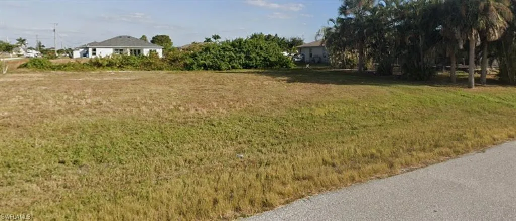 26 24th Ave, Cape Coral, Florida 33993