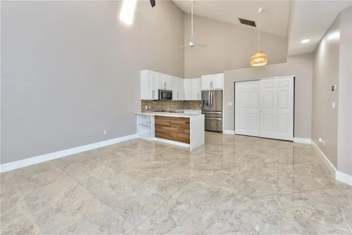 4436 Preserve Way 9-d, Naples, Florida 34109
