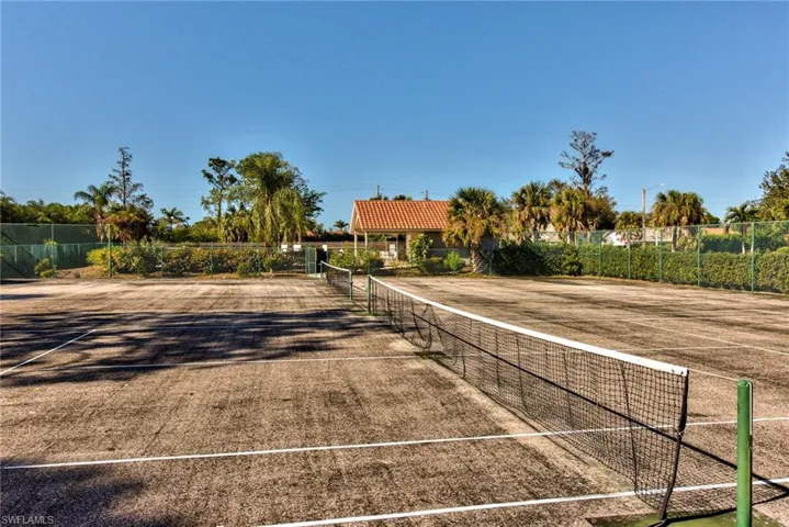 4436 Preserve Way 9-d, Naples, Florida 34109