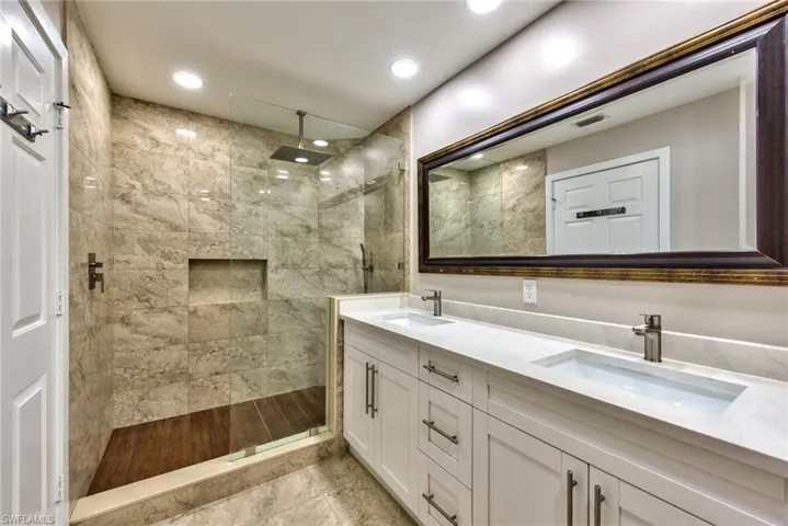 4436 Preserve Way 9-d, Naples, Florida 34109