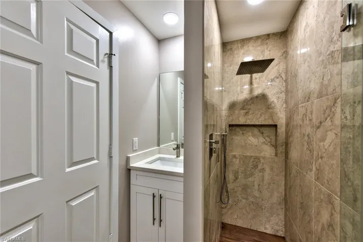 4436 Preserve Way 9-d, Naples, Florida 34109
