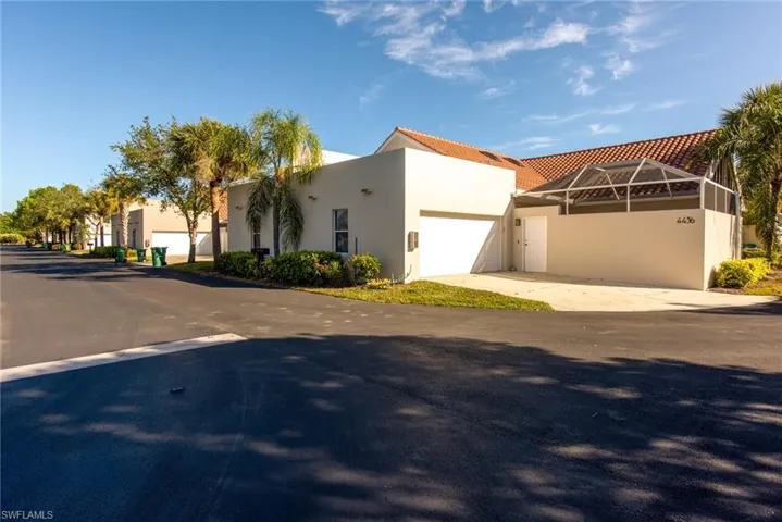 4436 Preserve Way 9-d, Naples, Florida 34109