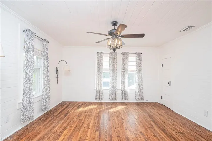 230  Fraser  AVE, Labelle, FL 33935