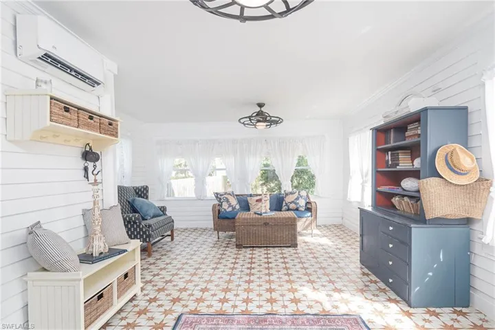 230  Fraser  AVE, Labelle, FL 33935