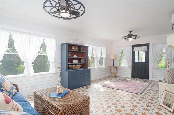 230  Fraser  AVE, Labelle, FL 33935