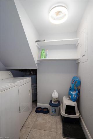 LAUNDRY IN RESIDENCE