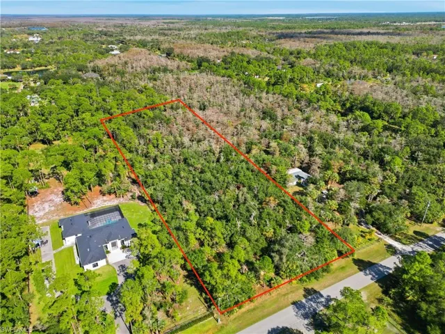 185 33rd Ave Nw, Naples, Florida 34120