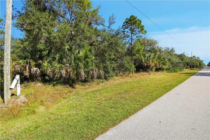 185 33rd Ave Nw, Naples, Florida 34120