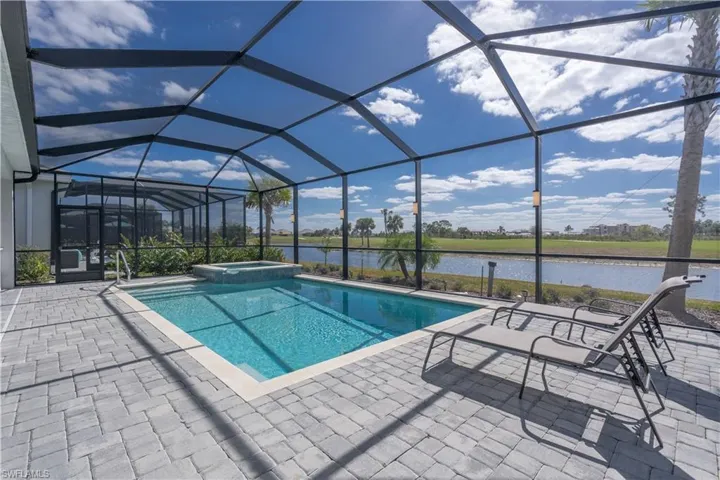 Pool, Spa & Kitchen for outdoor entertaining.