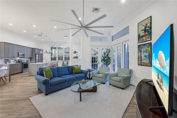 8575  Pepper Tree  WAY, Naples, FL 34114
