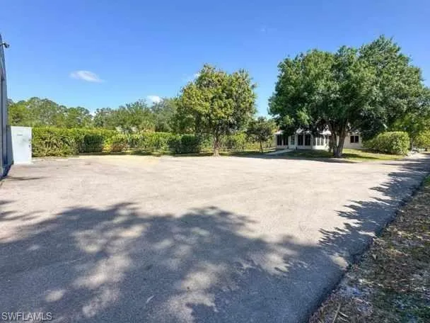 3790 35th Ave Ne, Naples, Florida 34120