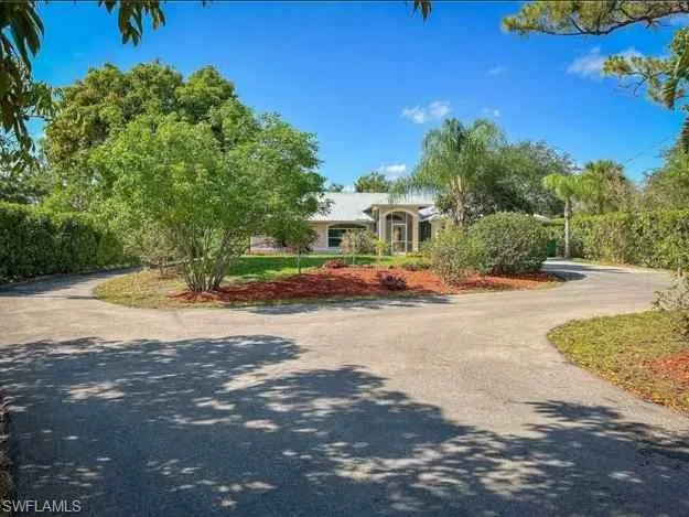 3790 35th Ave Ne, Naples, Florida 34120