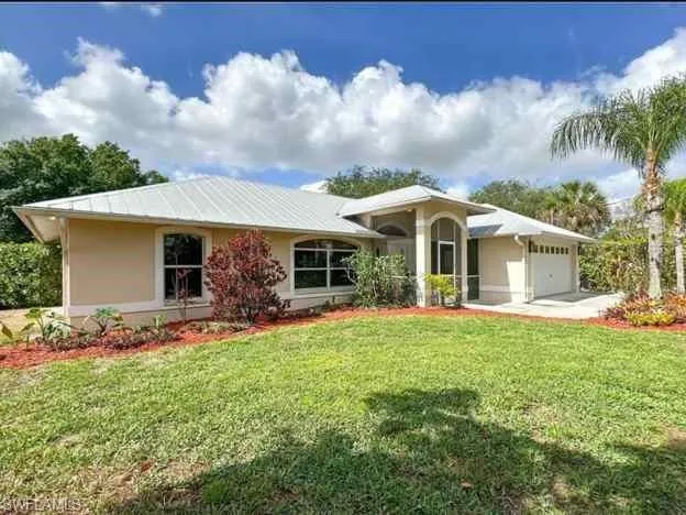 3790 35th Ave Ne, Naples, Florida 34120