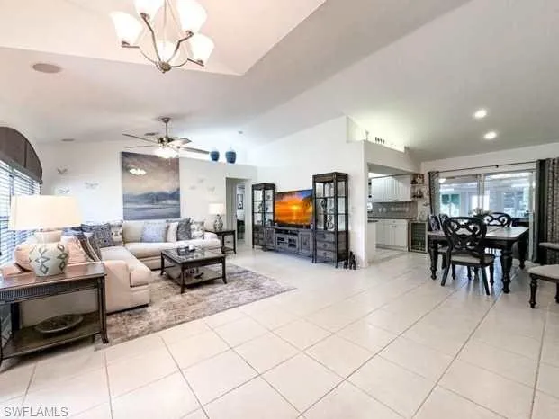 3790 35th Ave Ne, Naples, Florida 34120