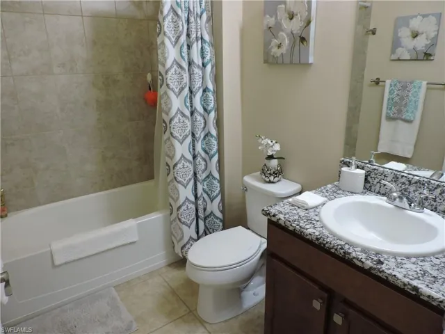 204 Nw 11th St, Cape Coral, Florida 33993