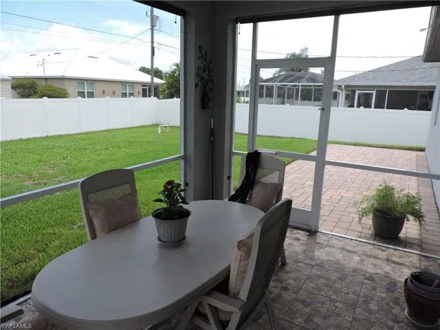 204 Nw 11th St, Cape Coral, Florida 33993