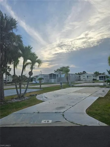 19681 Summerlin #40 Rd, Fort Myers, Florida 33908