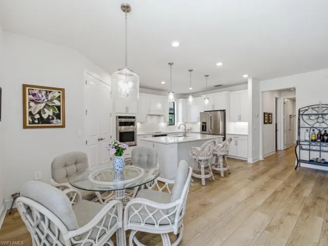 4010 E Hampton  CIR, Alva, FL 33920