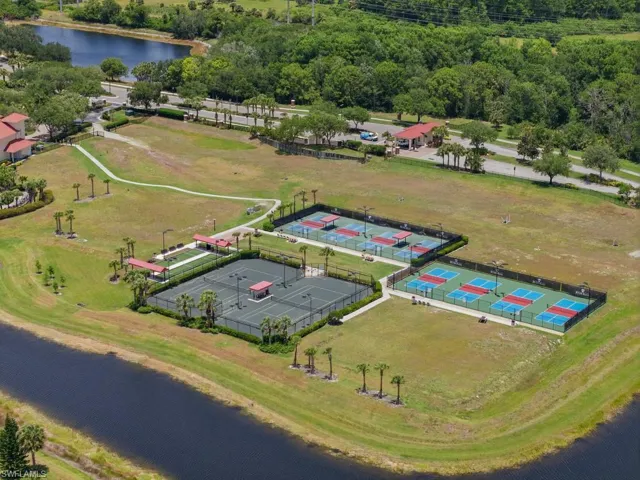 4010 E Hampton  CIR, Alva, FL 33920