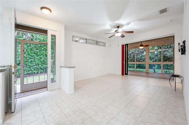 Living Room to Lanai