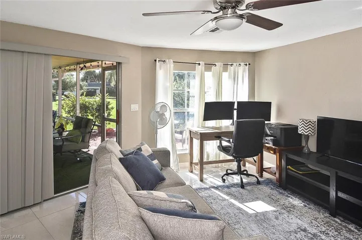 4 Park Lane Cir, Lehigh Acres, Florida 33936