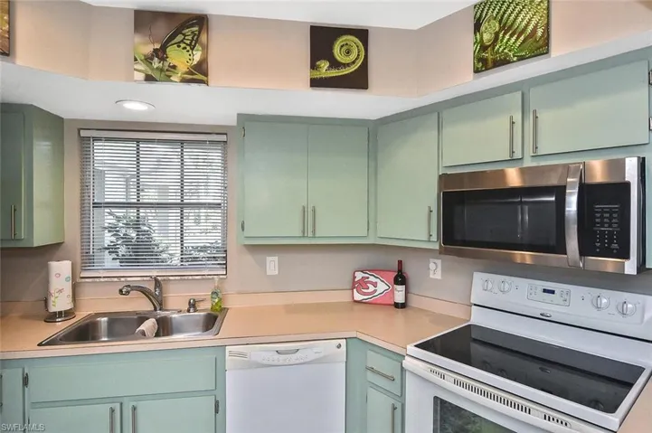 4 Park Lane Cir, Lehigh Acres, Florida 33936