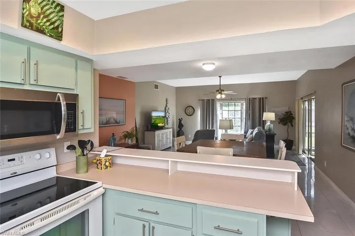 4 Park Lane Cir, Lehigh Acres, Florida 33936