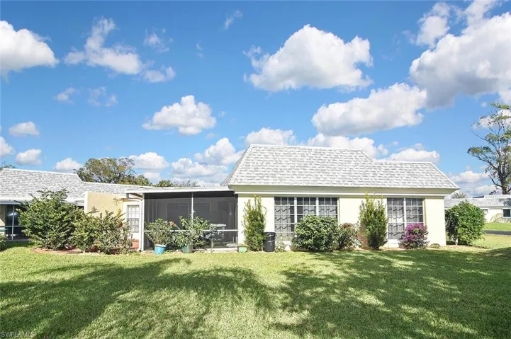 4 Park Lane Cir, Lehigh Acres, Florida 33936