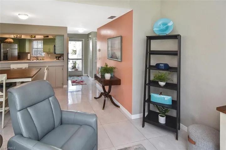 4 Park Lane Cir, Lehigh Acres, Florida 33936