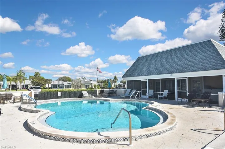 4 Park Lane Cir, Lehigh Acres, Florida 33936
